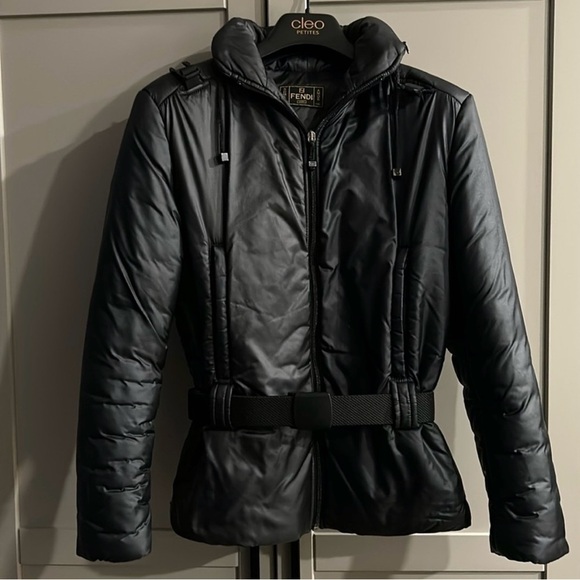 Authentic FENDI Tessuto Nylon Jacket - Picture 6 of 17